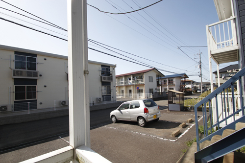 View. We hope in the flower garden of the residential area