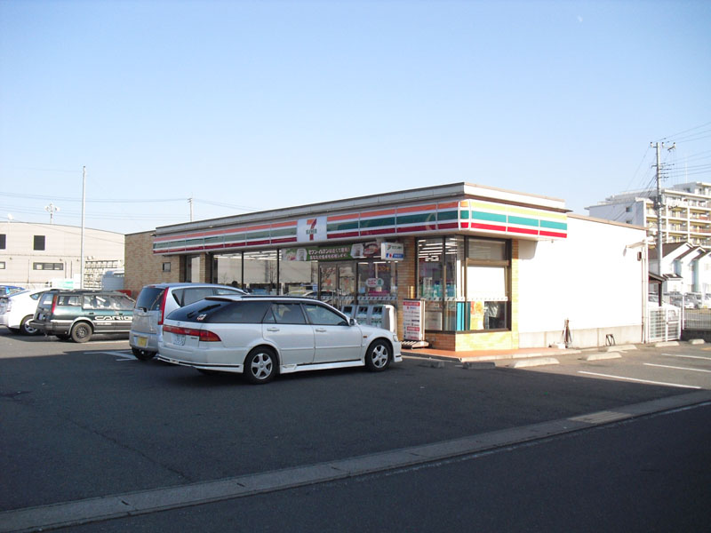 Convenience store. Seven-Eleven Tsukuba Ozone store up (convenience store) 1404m