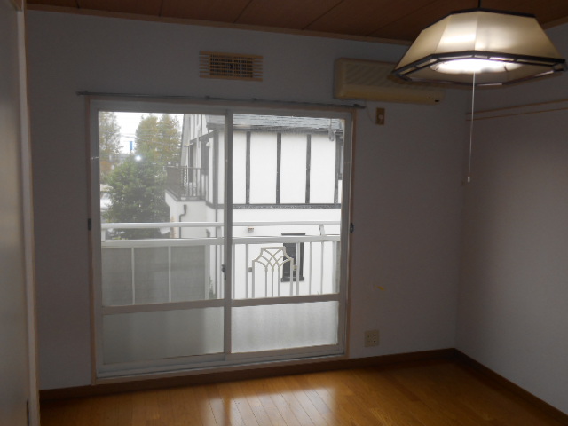 Living and room