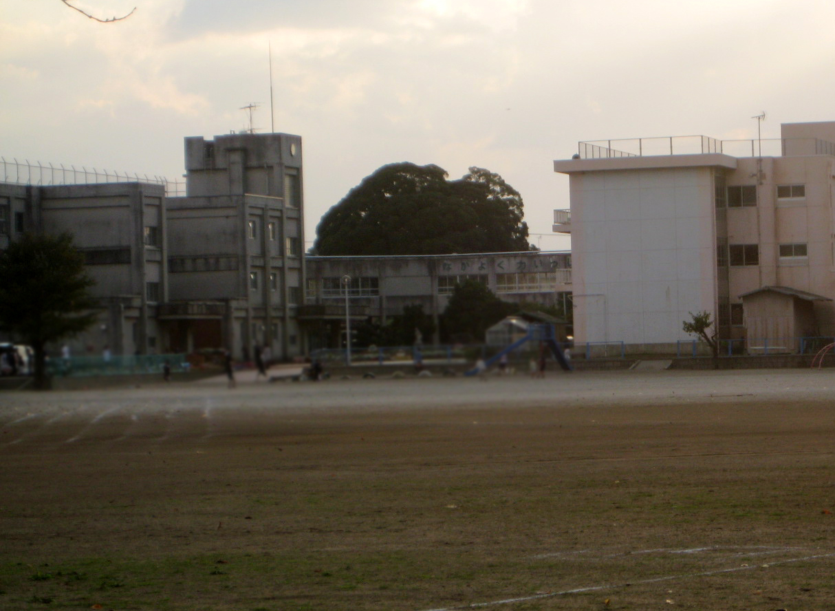 Primary school. Kukizaki to the first elementary school (Tsukuba) (elementary school) 2000m