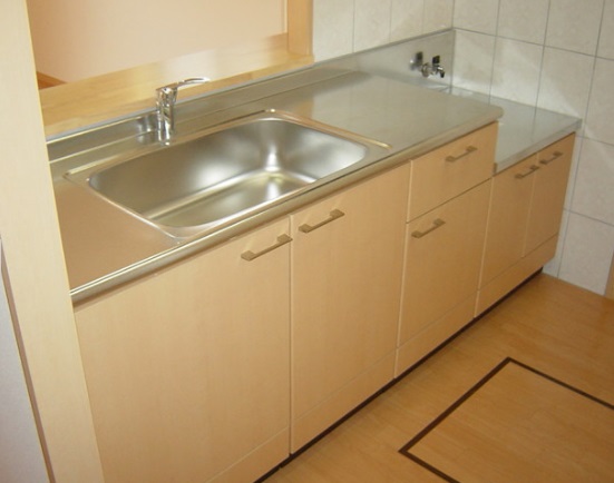 Kitchen. Counter kitchen living room overlooking