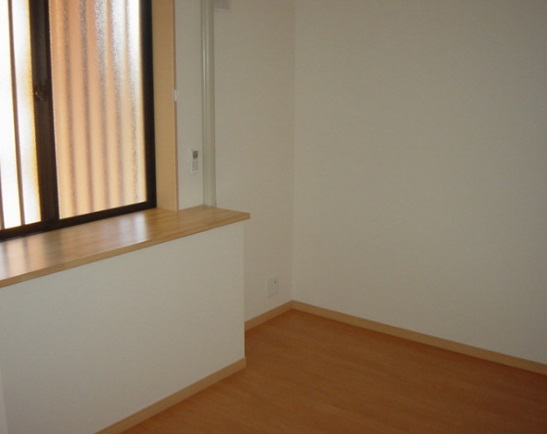 Living and room. Western-style room with a counter