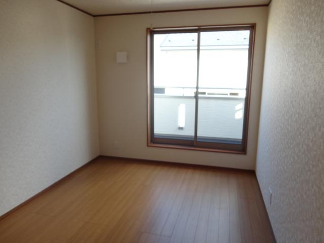 Non-living room. 2 Kaiyoshitsu 2