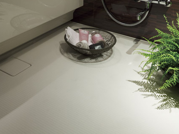 Bathing-wash room.  [Wave diamond pattern floor] Adopt a hard wave diamond pattern floor slip well drained. Difficult because the easy to dry water stains and mold luck, Always keep a clean bathroom. (Ga type)