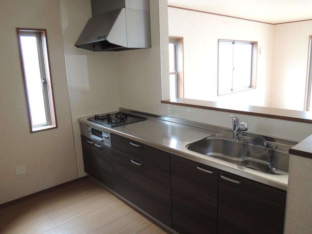 Same specifications photo (kitchen)