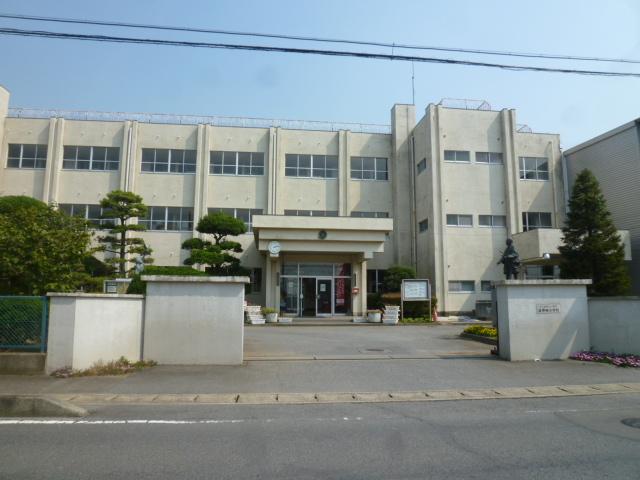Primary school. Tsukubamirai Municipal Yaita to elementary school 270m