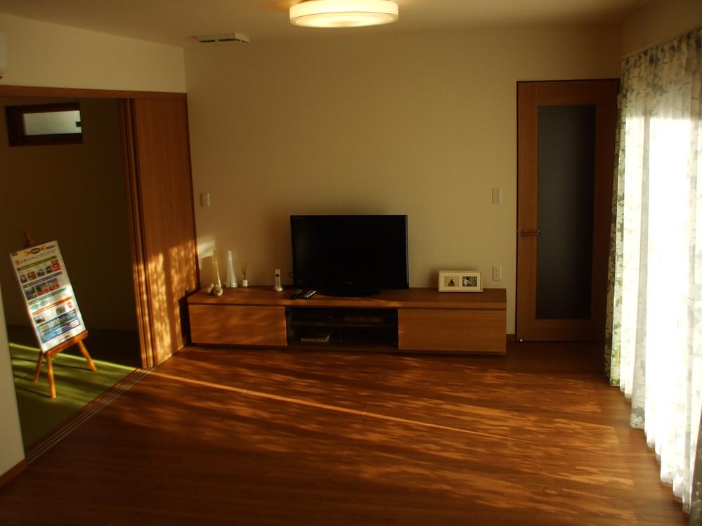 Living. Indoor (11 May 2013) Shooting