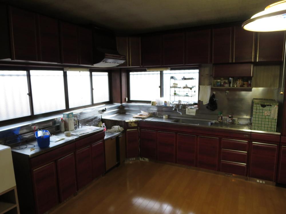 Kitchen. It will be renovation before dining kitchen. It is to be replaced in the system kitchen.