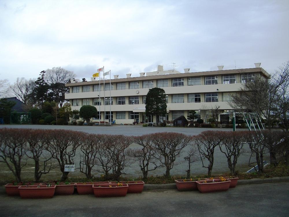 Primary school. Tsukubamirai Municipal Towa to elementary school 1792m