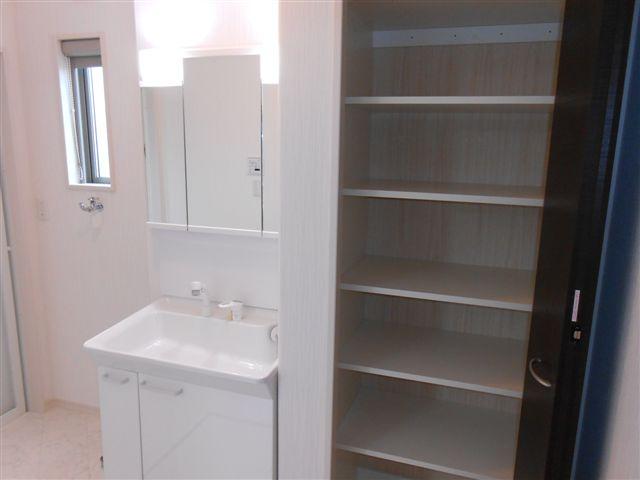 Wash basin, toilet. Our construction cases