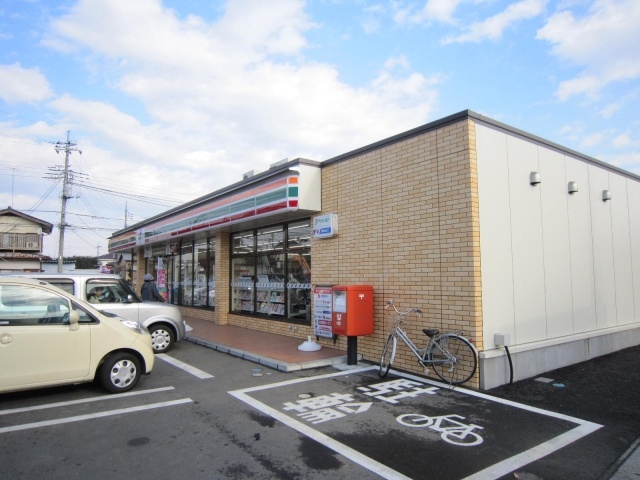 Convenience store. Seven-Eleven Ushiku Sakuradai store up (convenience store) 201m