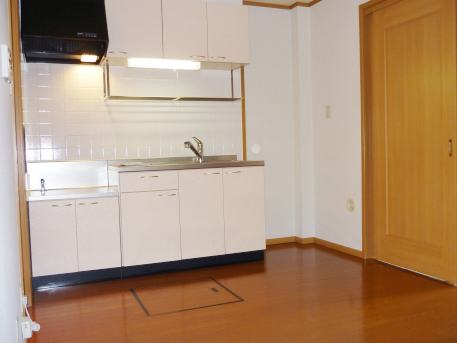 Kitchen. Under the floor with storage of kitchen