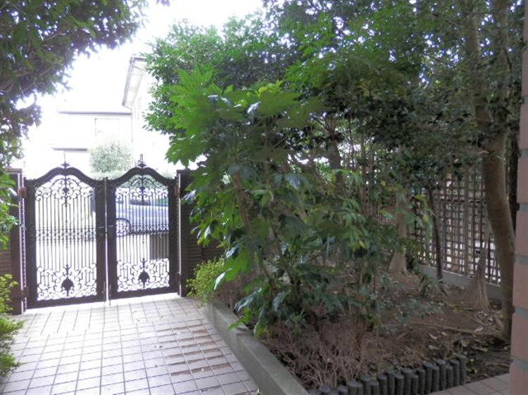 Entrance. First, It is from the gate.