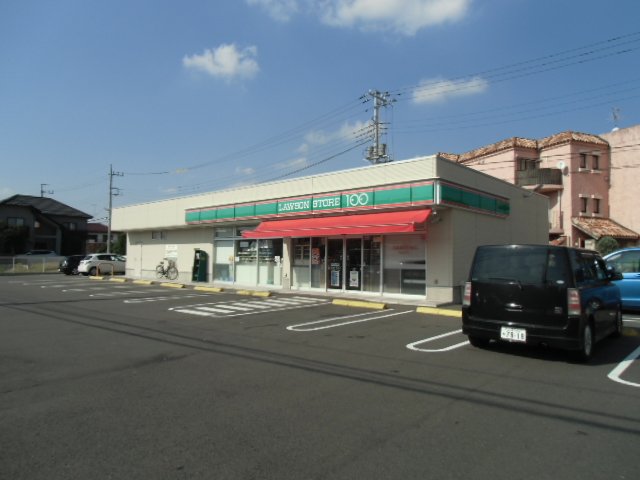 Convenience store. 80m to 100 yen Lawson (convenience store)