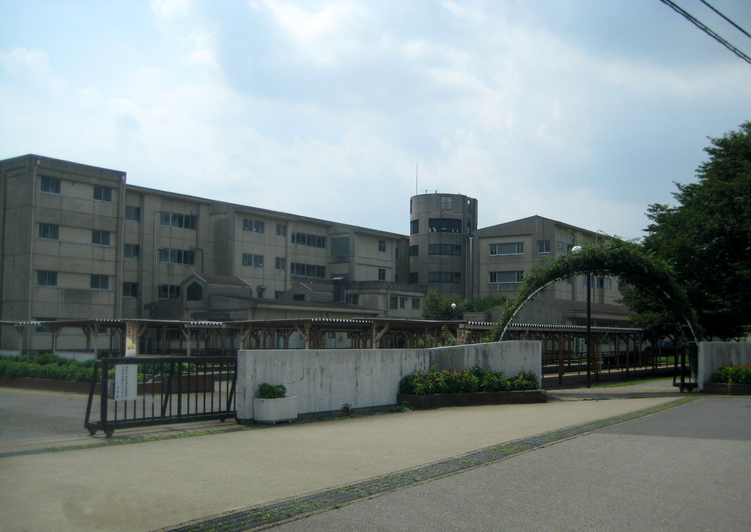 Junior high school. 2500m to Ushiku South Junior High School (Ushiku) (junior high school)