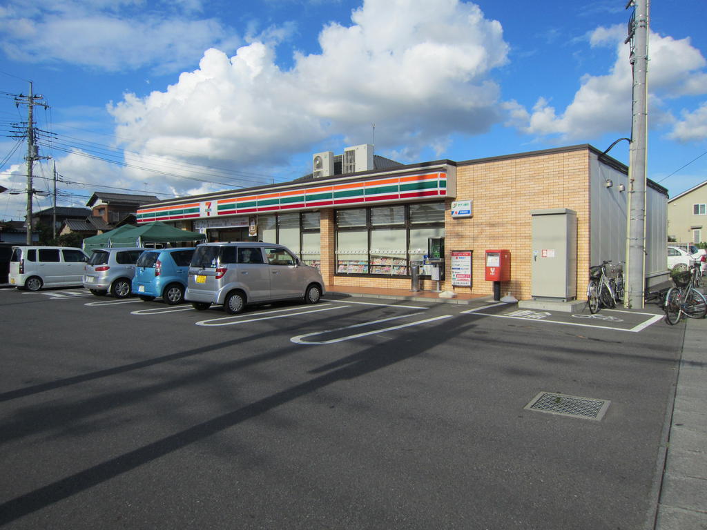 Convenience store. Seven-Eleven Ushiku Sakuradai store up (convenience store) 298m