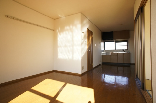 Living and room. Bright living room of flooring