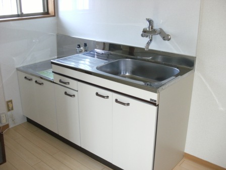 Kitchen.  ※ Gas stove installation Allowed