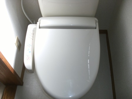 Toilet.  ※ Warm water washing toilet seat