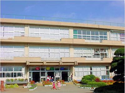 Primary school. Ushiku until Municipal Okada elementary school (elementary school) 1381m