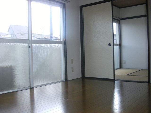 Other room space.  ※ Flooring