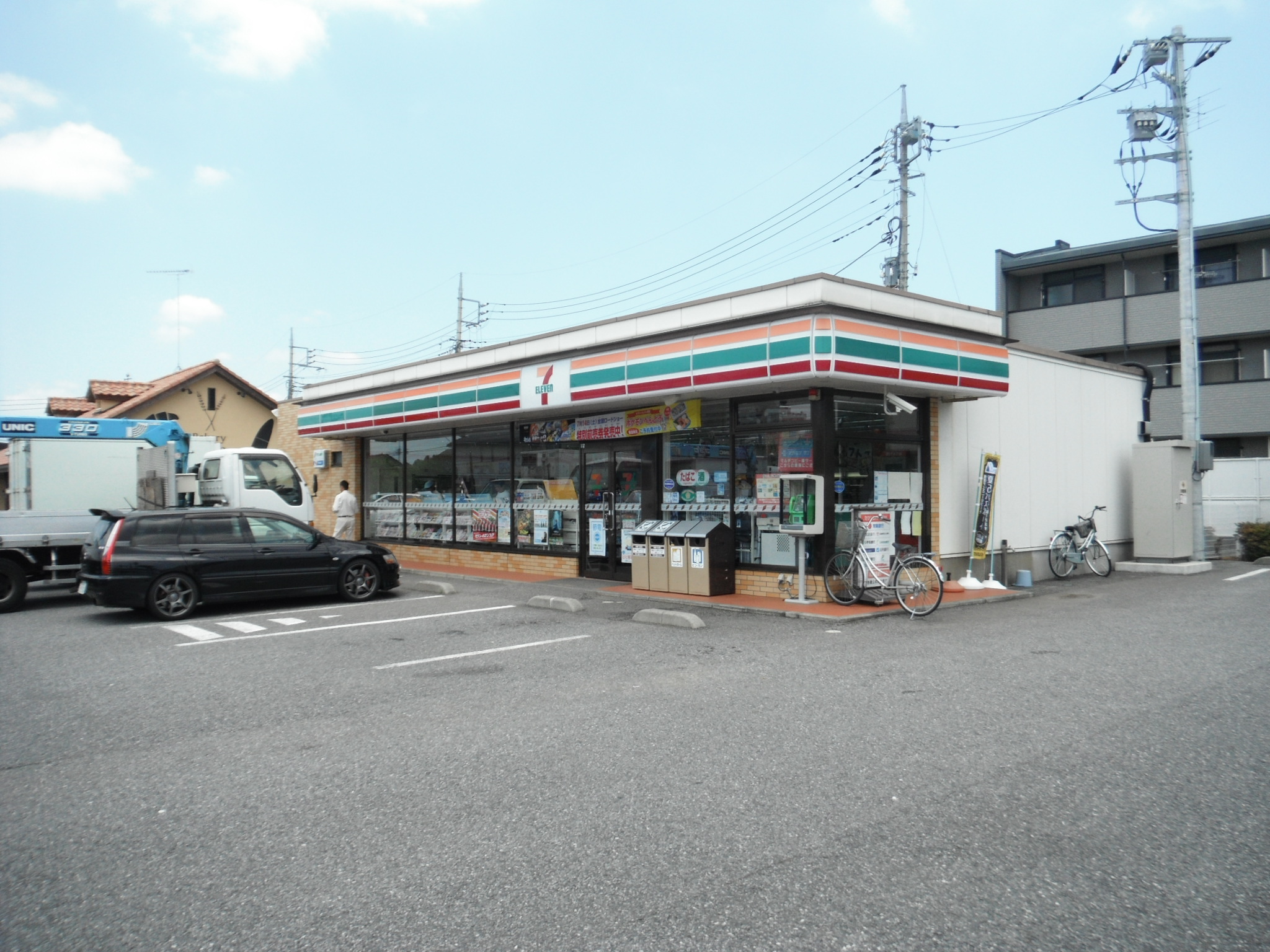 Convenience store. Seven-Eleven Hitachinoushiku store up (convenience store) 388m