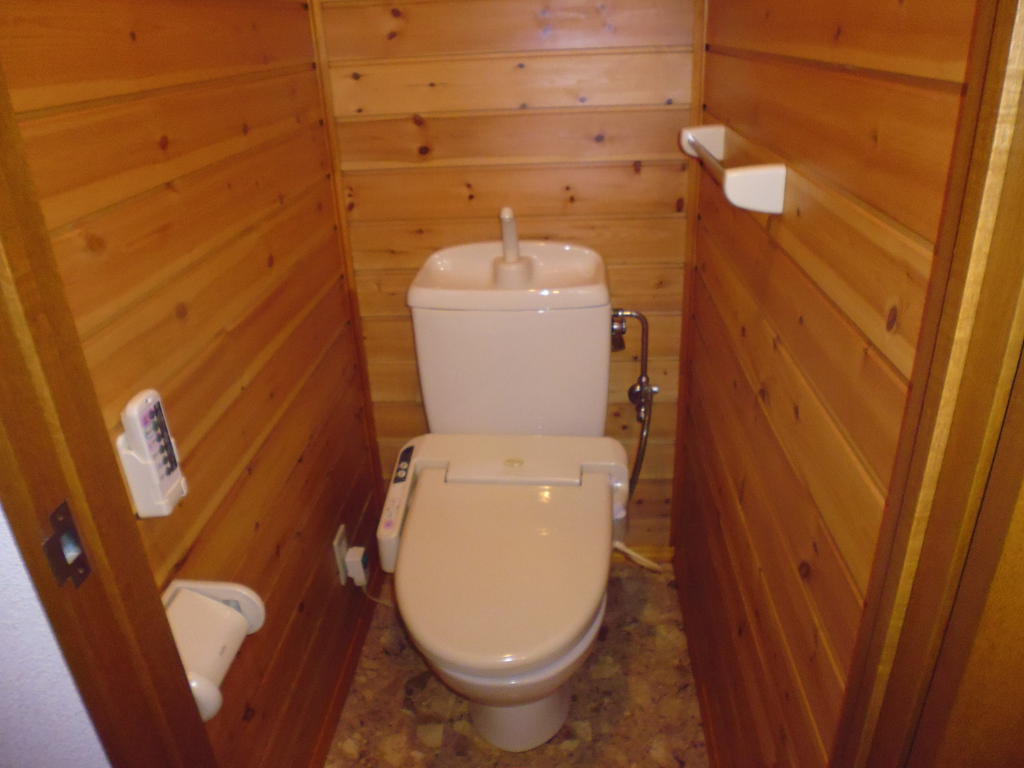 Toilet.  ※ Wood