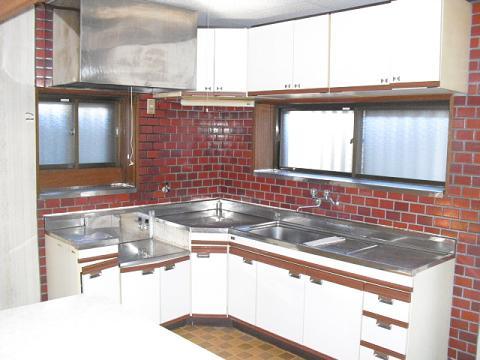 Kitchen. Indoor (12 May 2012) shooting