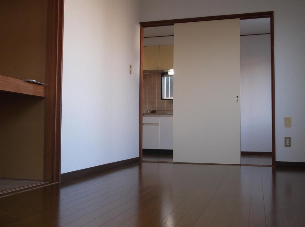 Living and room.  ※ Western-style flooring