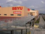 Supermarket. Seiyu 400m until the (super)