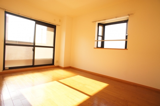 Living and room. With a bay window Western-style