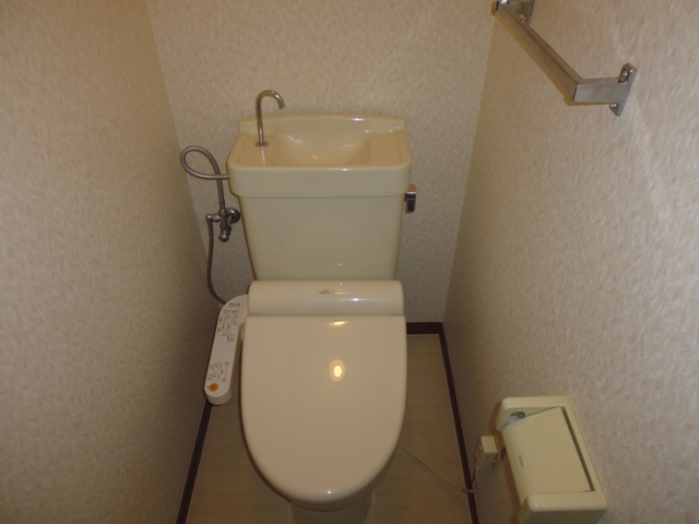 Toilet.  ※ With warm water washing toilet seat
