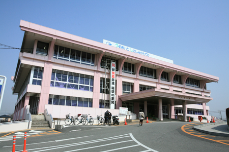 Government office. 1697m to City Hall (government office)