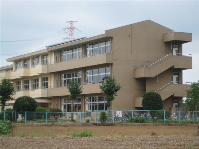 Primary school. Nakane up to elementary school (Ushiku) (elementary school) 1200m