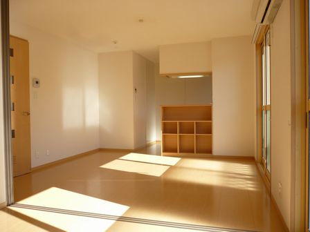 Living and room. Brightly, Spacious LDK