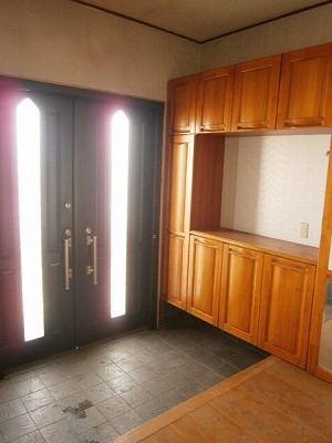 Entrance. Entrance