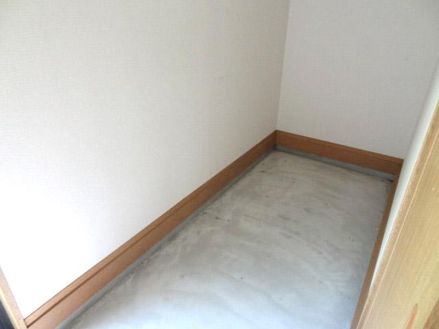 Non-living room