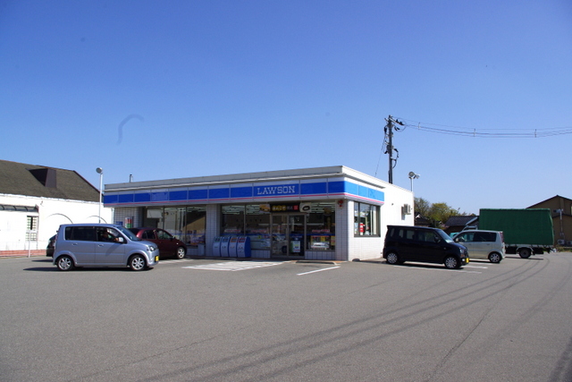 Convenience store. 417m until Lawson Hakusan Tanaka store (convenience store)