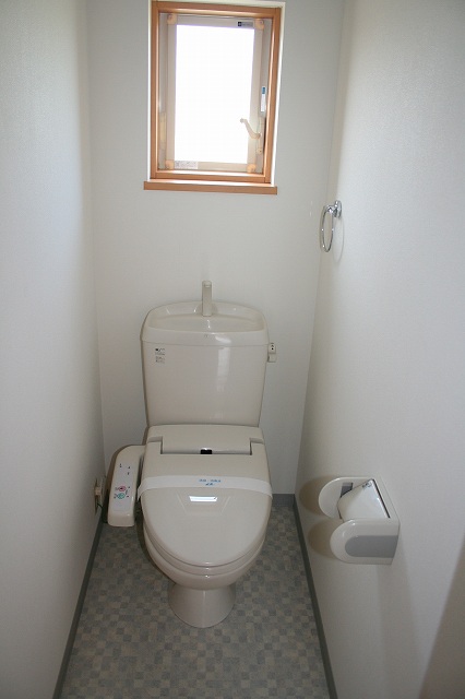 Toilet. You can use the smell muffled prevention with a window.
