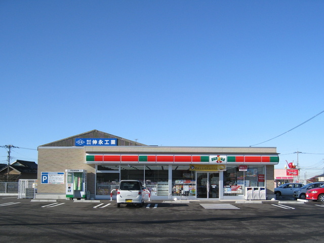 Convenience store. Thanks Ishikawa wide area farm road shop until (convenience store) 595m