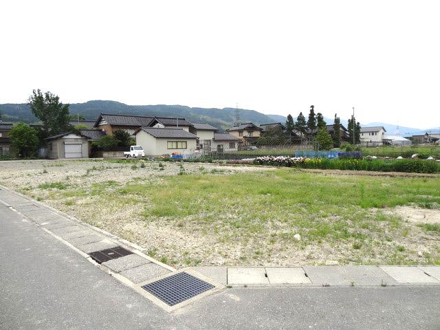 Local land photo. Koyo Elementary School, Beichen junior high school