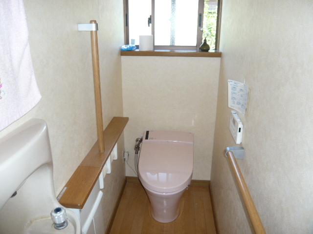 Toilet. Toilet renovation completed. 