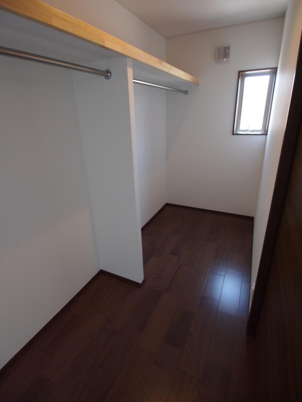 Receipt. Second floor Western-style next to the WIC (8 May 2013) Shooting