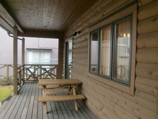 Local appearance photo. deck