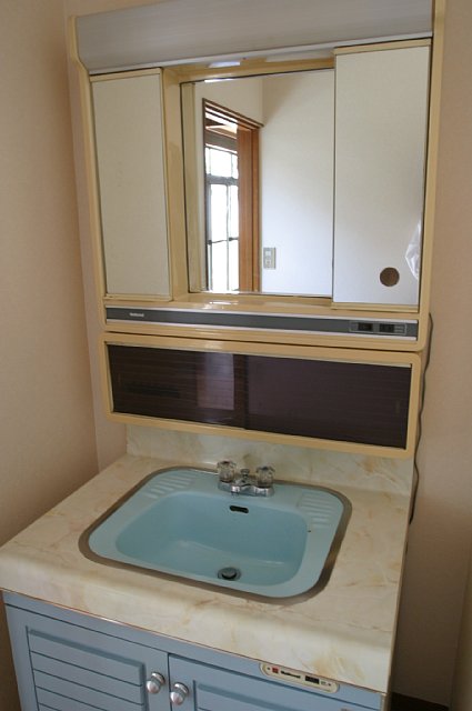 Washroom. There is also a dressing room, There are also independent wash basin