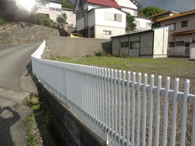 Local photos, including front road. North road has become the inclination