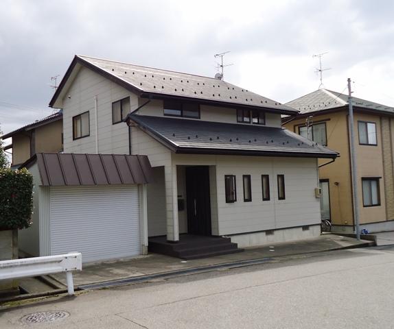 Local appearance photo. Frontage also widely, With garage ☆ 彡飽 is mushrooms no appearance.