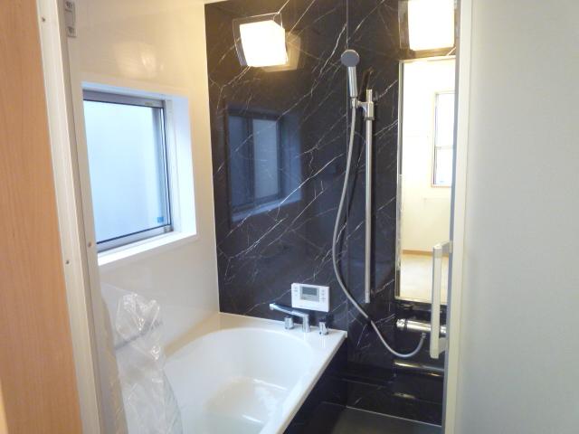 Bathroom. Indoor (11 May 2013) Shooting