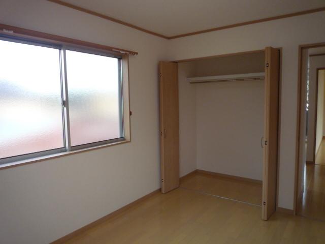 Non-living room. Indoor (11 May 2013) Shooting