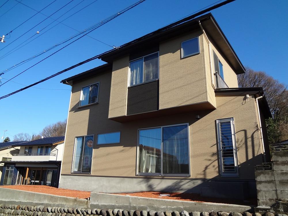 Local appearance photo